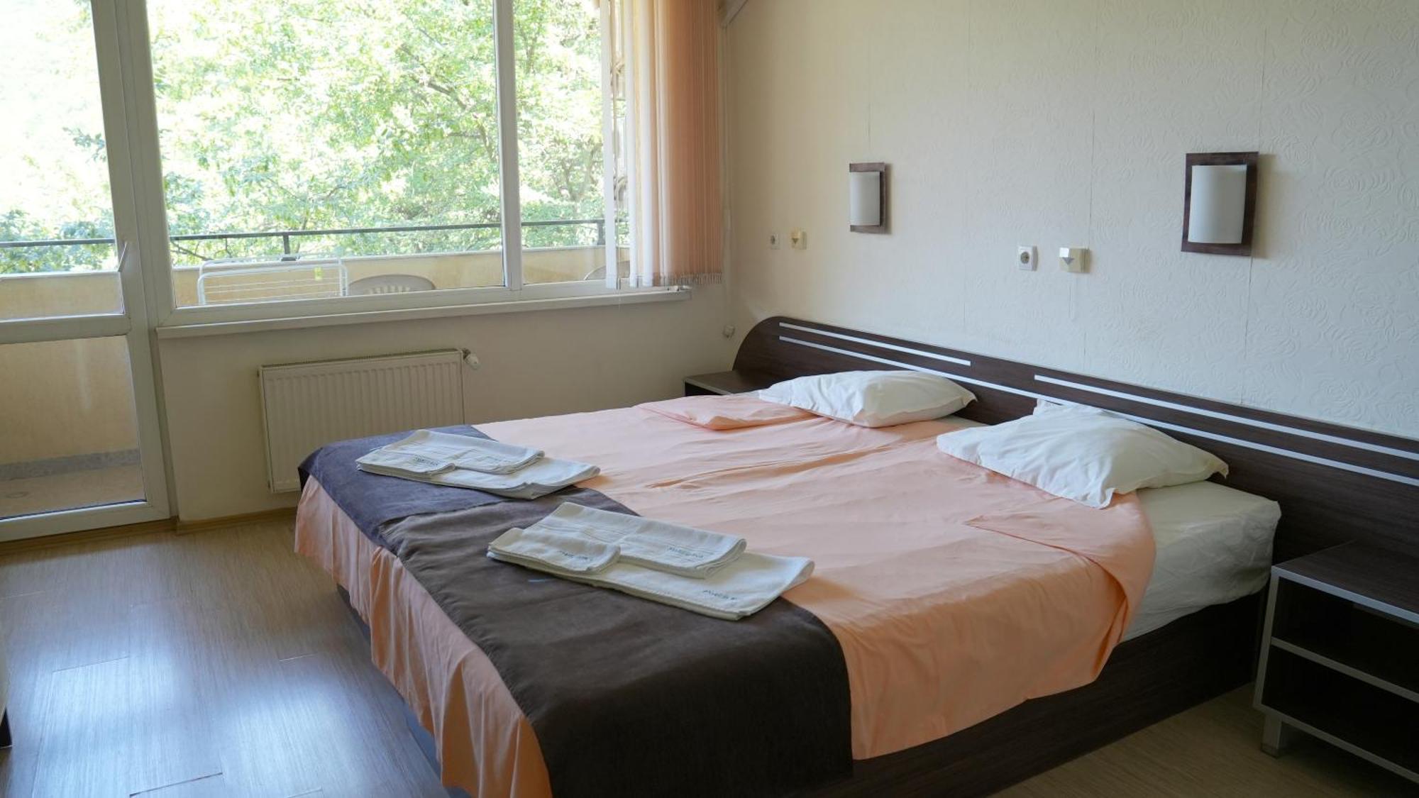 Balneo Comlex Medica Narechen Hotel Narechenski Bani Kültér fotó